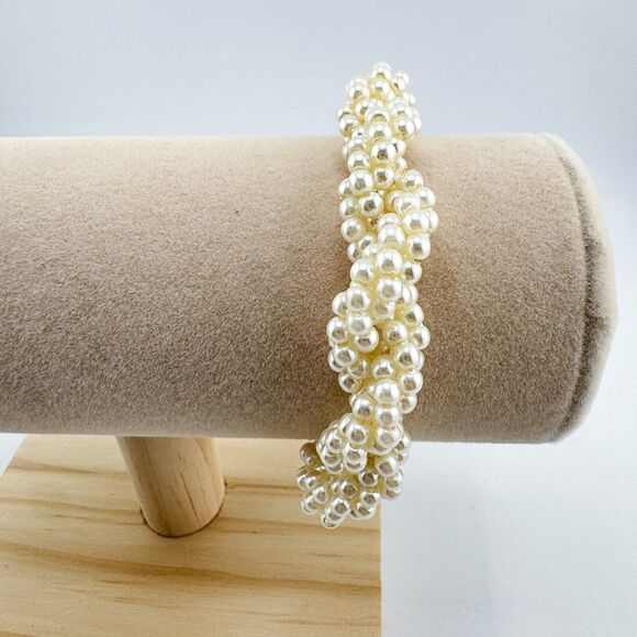 Vintage Napier Faux Pearl Bracelet Seed Bead Multi Strand Twist Barrel JJ60 - Picture 2 of 7